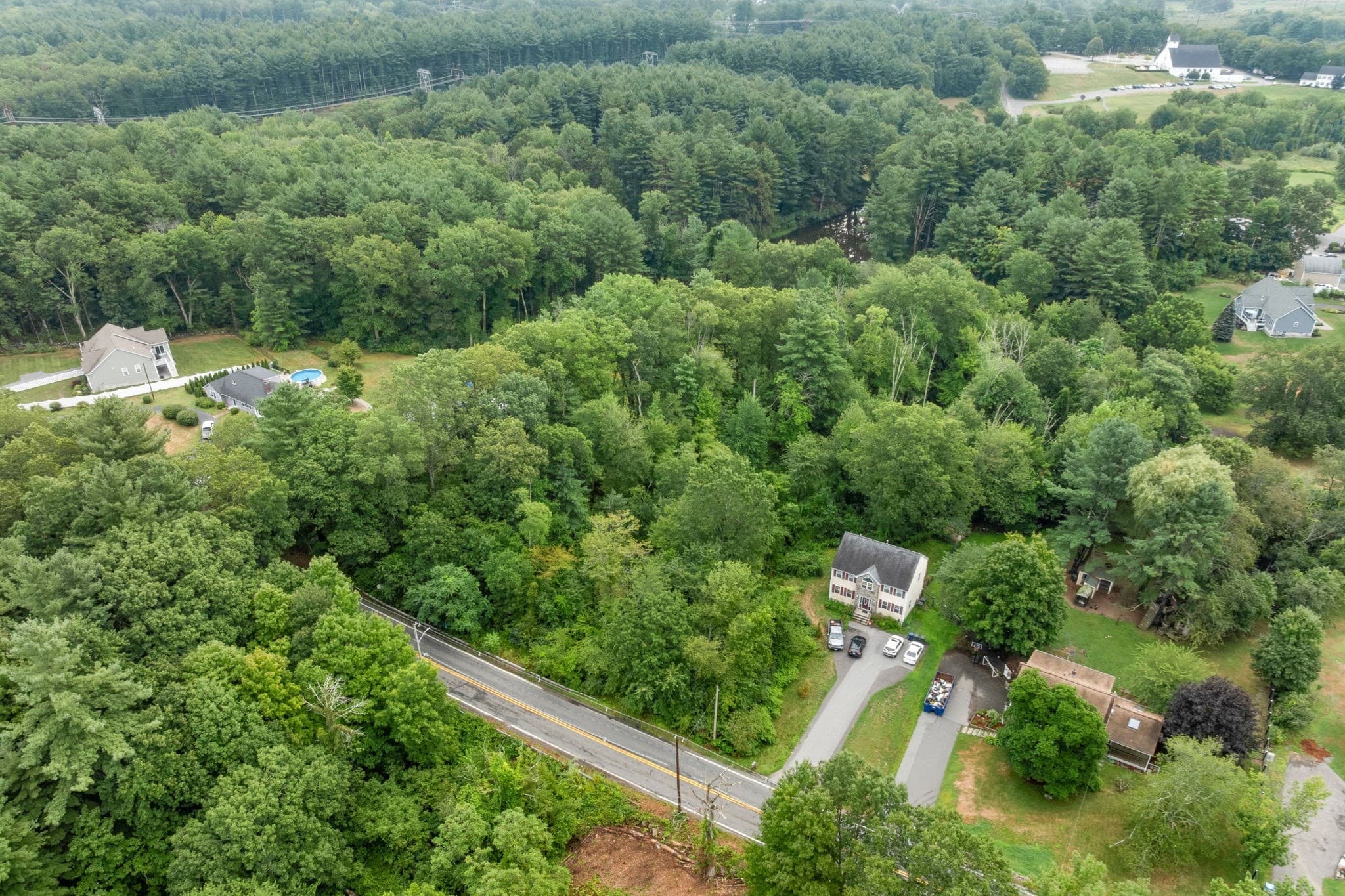 Residential at 785 Broadway Rd, Dracut MA 01826, photo 10 of 17