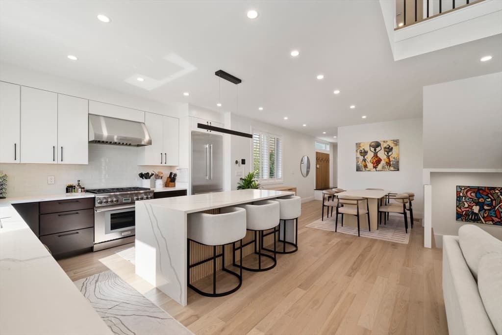 Single Family Residence at 9 Johnson Pl # 9, Newton MA 02466, Newton, photo 6 of 42