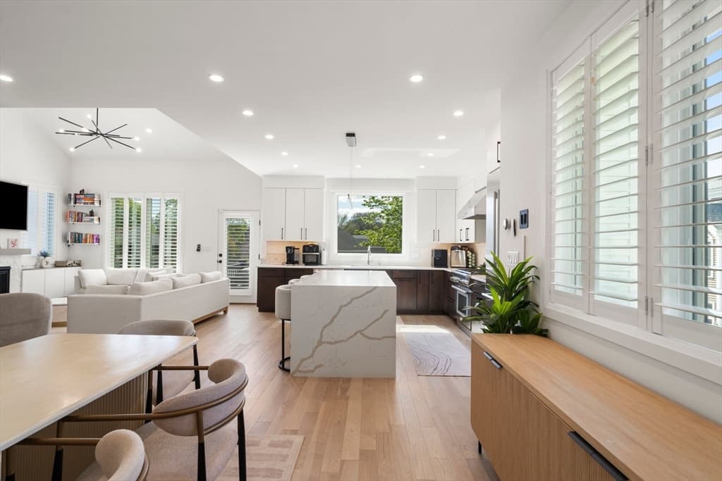 Single Family Residence at 9 Johnson Pl # 9, Newton MA 02466, Newton, photo 10 of 42