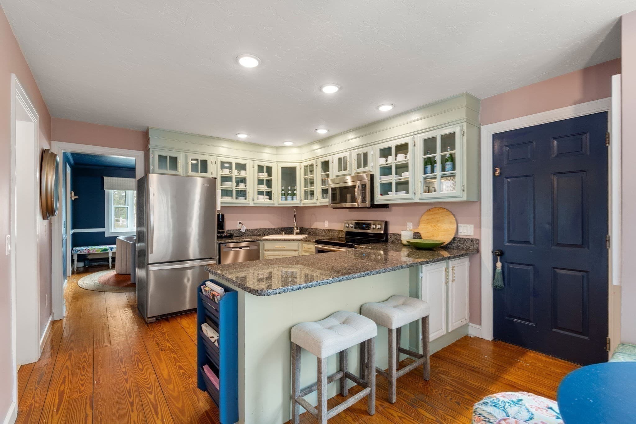 Single Family Residence at 6 Luigi Ave, Bourne MA 02562, photo 10 of 39