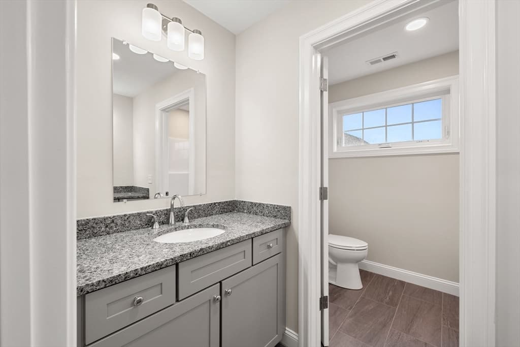 Condominium at 66 Parish Road # 8, Georgetown MA 01833, Georgetown, photo 26 of 40