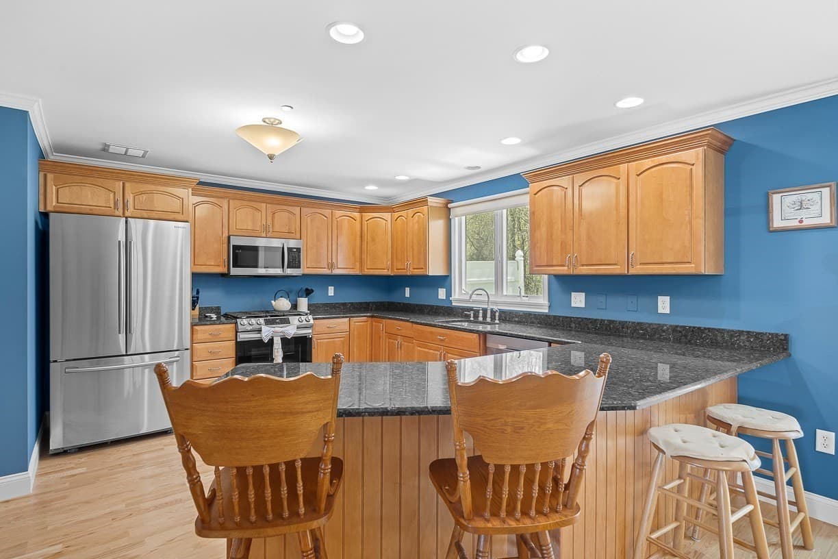 Condominium at 218 Rangeway Rd # 232, Billerica MA 01862, photo 6 of 38