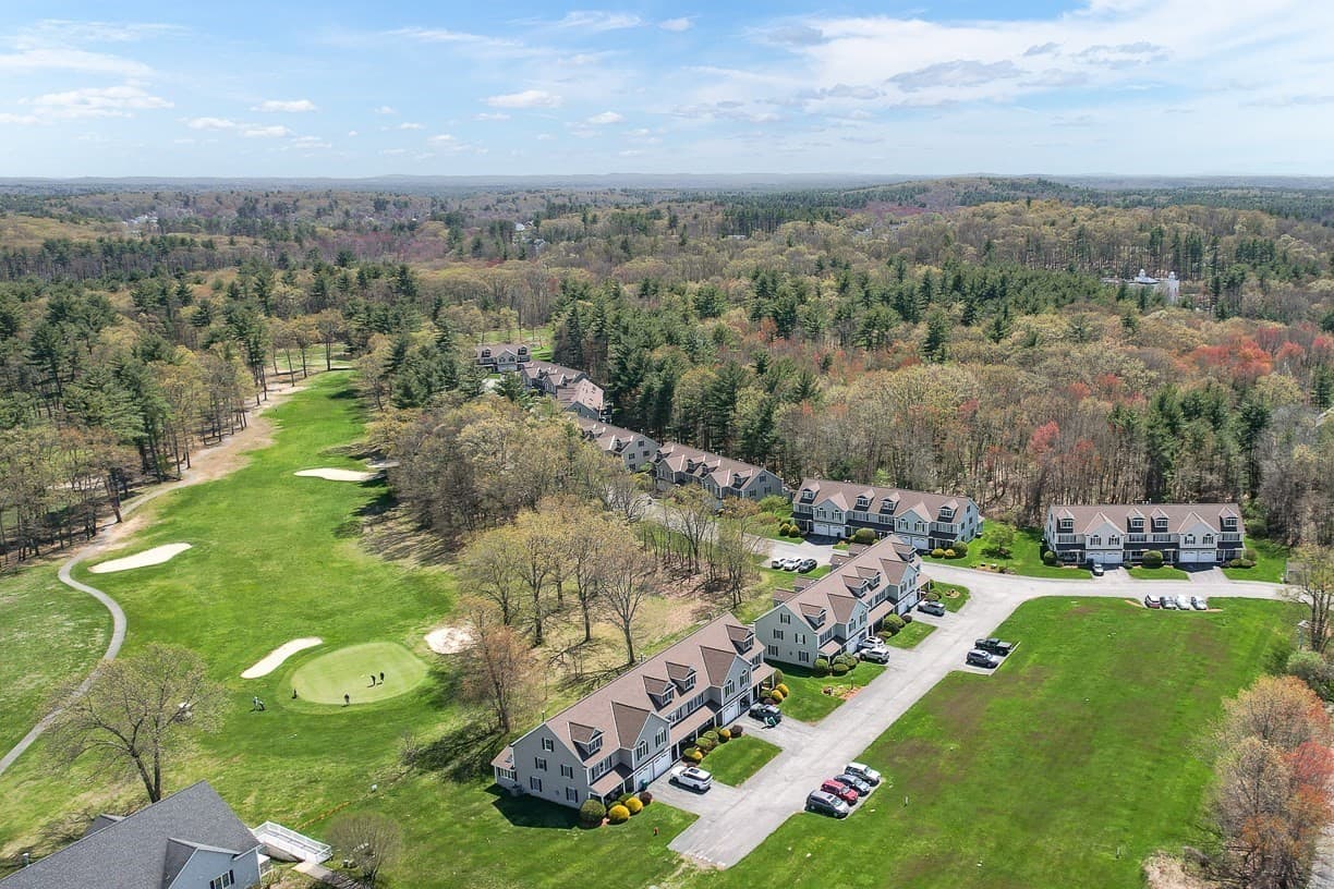 Condominium at 218 Rangeway Rd # 232, Billerica MA 01862, photo 35 of 38