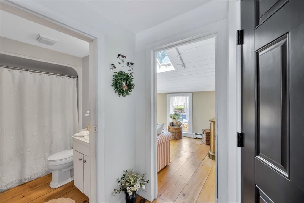 Condominium at 28 Flying Cloud Cir # 28, Mashpee MA 02649, photo 27 of 33