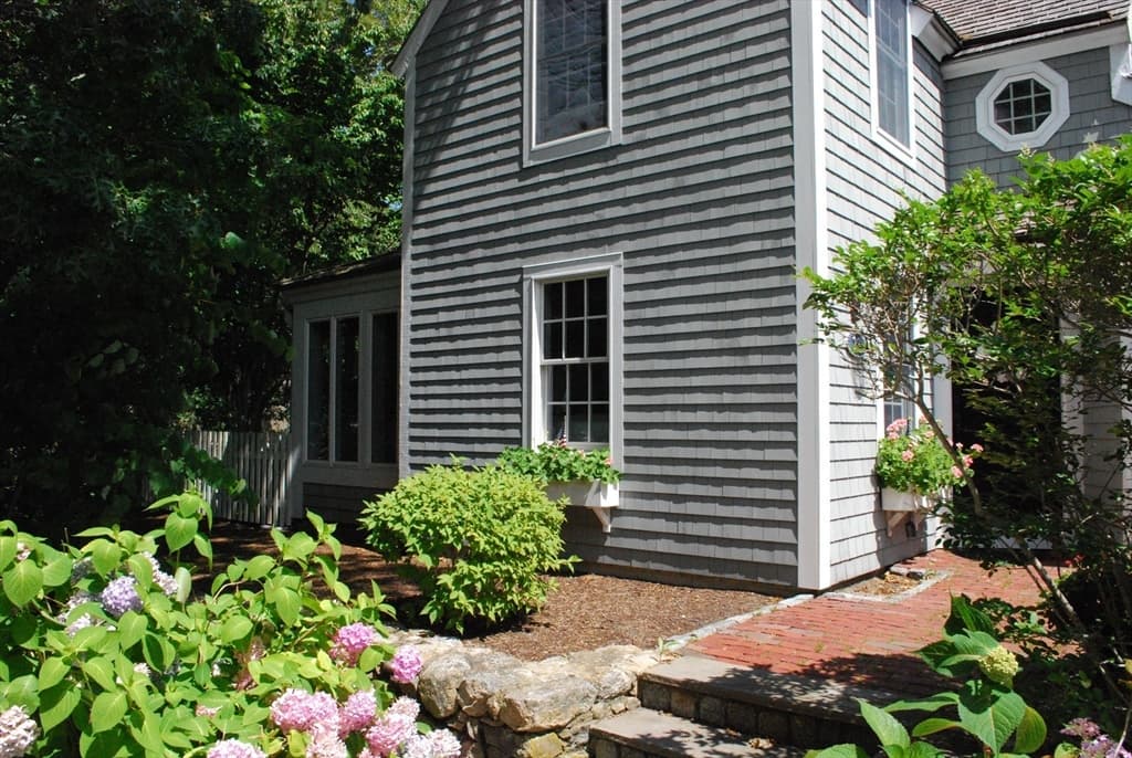 Condominium at 28 Flying Cloud Cir # 28, Mashpee MA 02649, photo 3 of 33