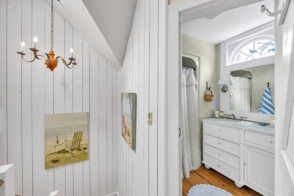 Condominium at 28 Flying Cloud Cir # 28, Mashpee MA 02649, photo 24 of 33