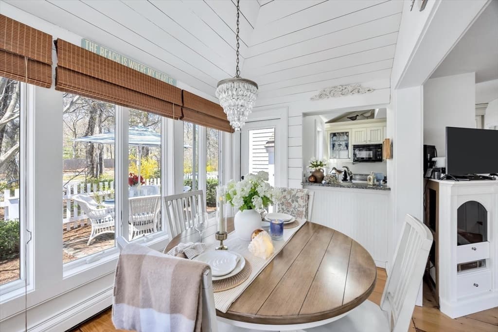 Condominium at 28 Flying Cloud Cir # 28, Mashpee MA 02649, photo 18 of 33