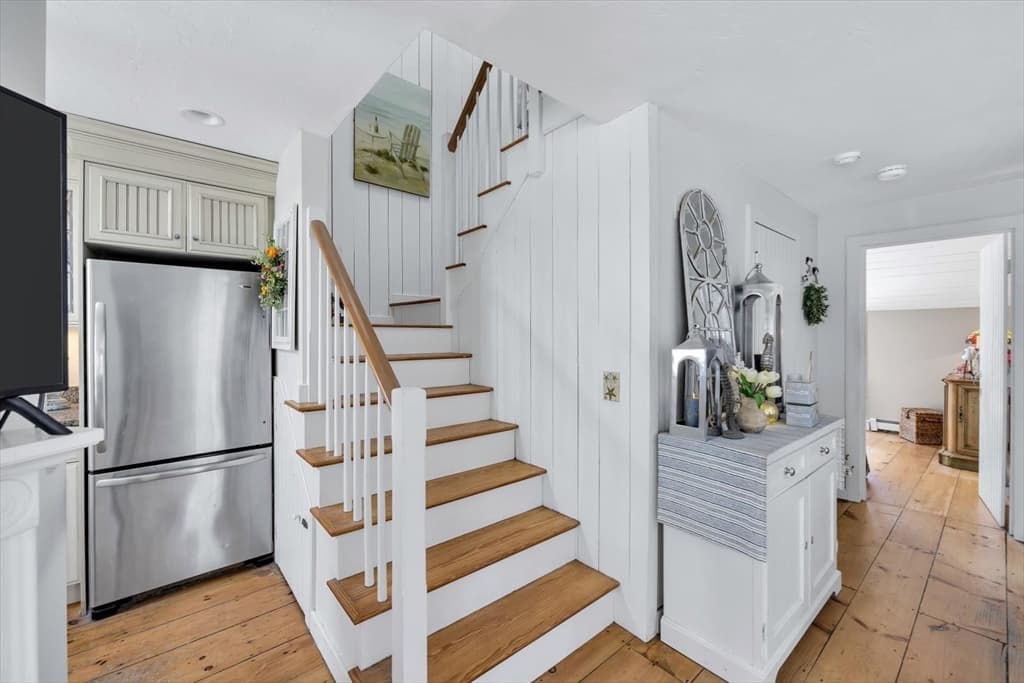 Condominium at 28 Flying Cloud Cir # 28, Mashpee MA 02649, photo 19 of 33