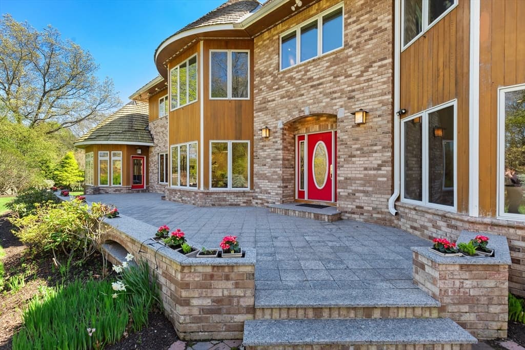 16 Solomon Pierce Rd, Lexington MA 02420 photo 3