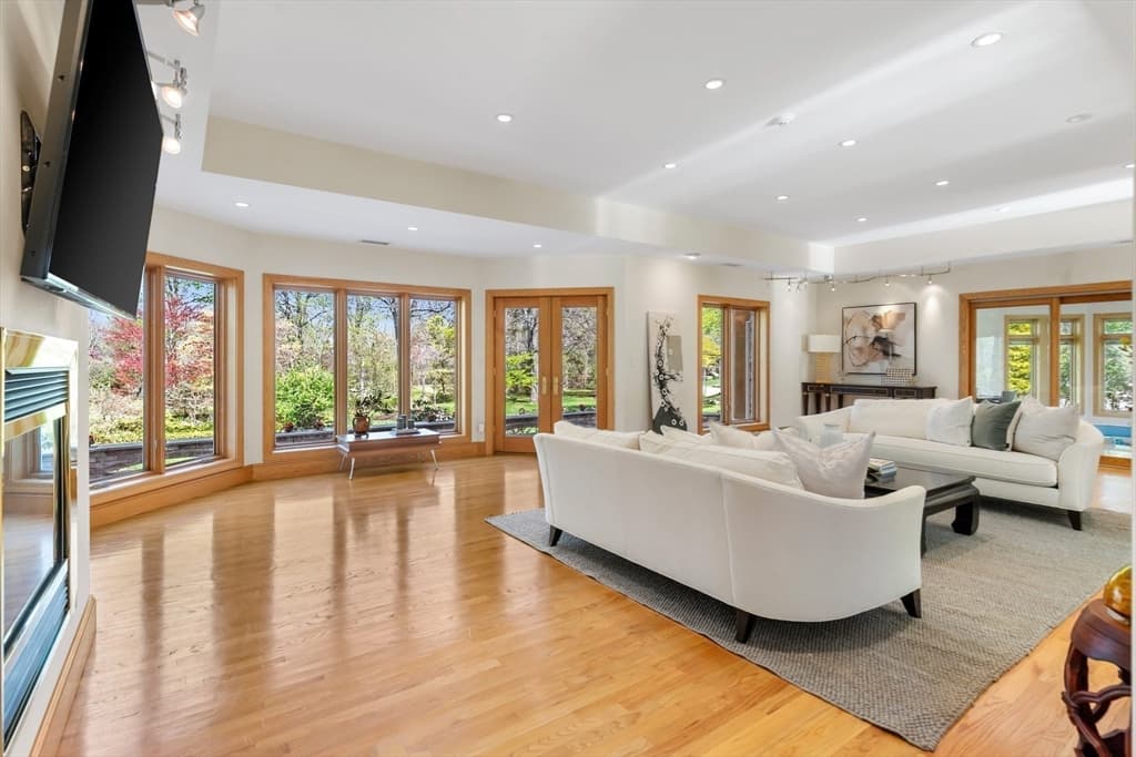 16 Solomon Pierce Rd, Lexington MA 02420 photo 20