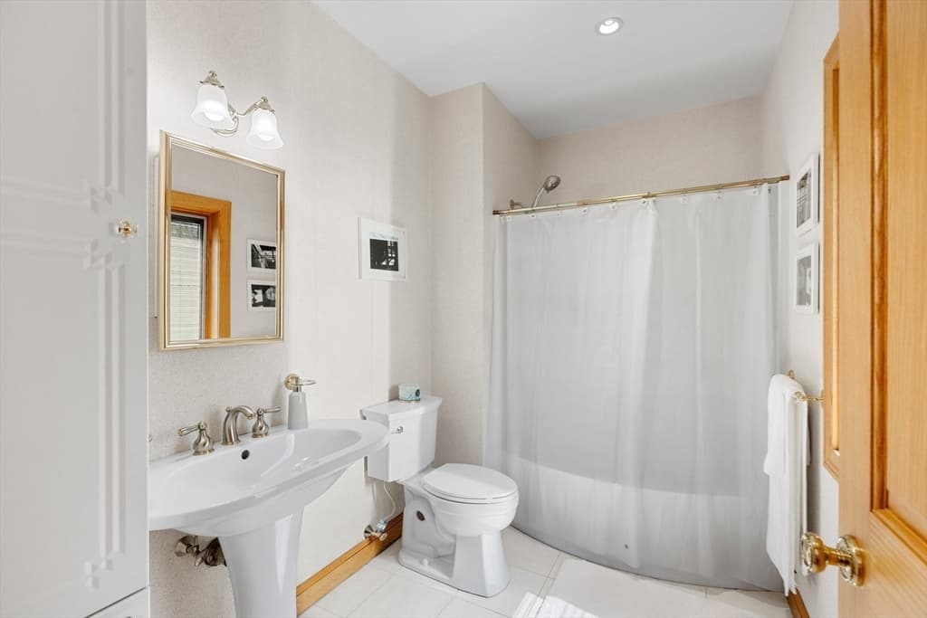 16 Solomon Pierce Rd, Lexington MA 02420 photo 33