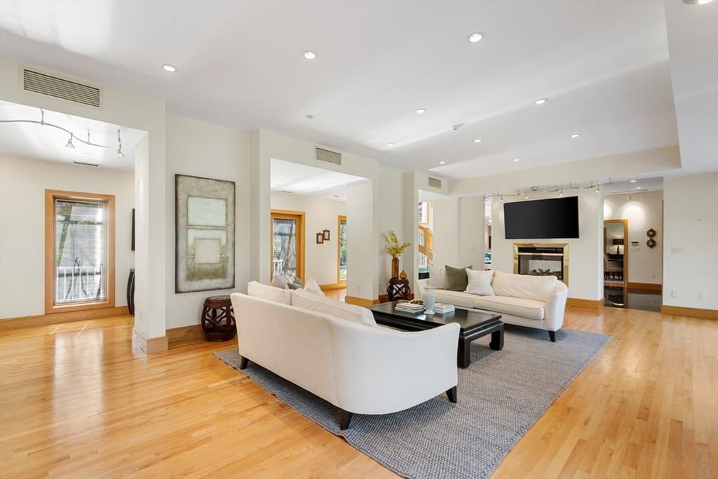 16 Solomon Pierce Rd, Lexington MA 02420 photo 19