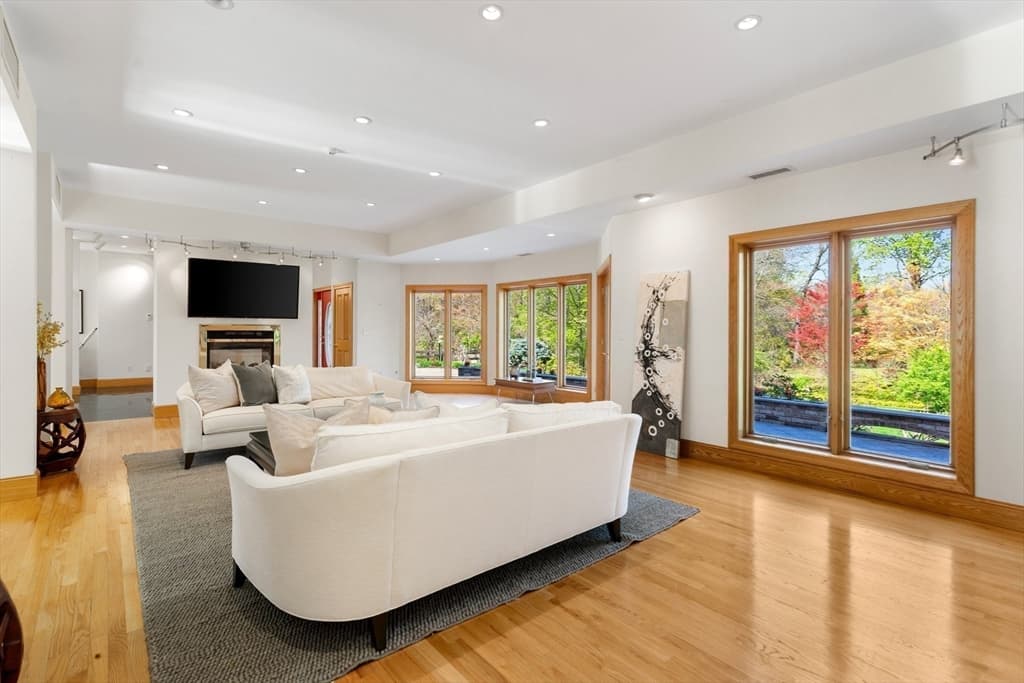 16 Solomon Pierce Rd, Lexington MA 02420 photo 21