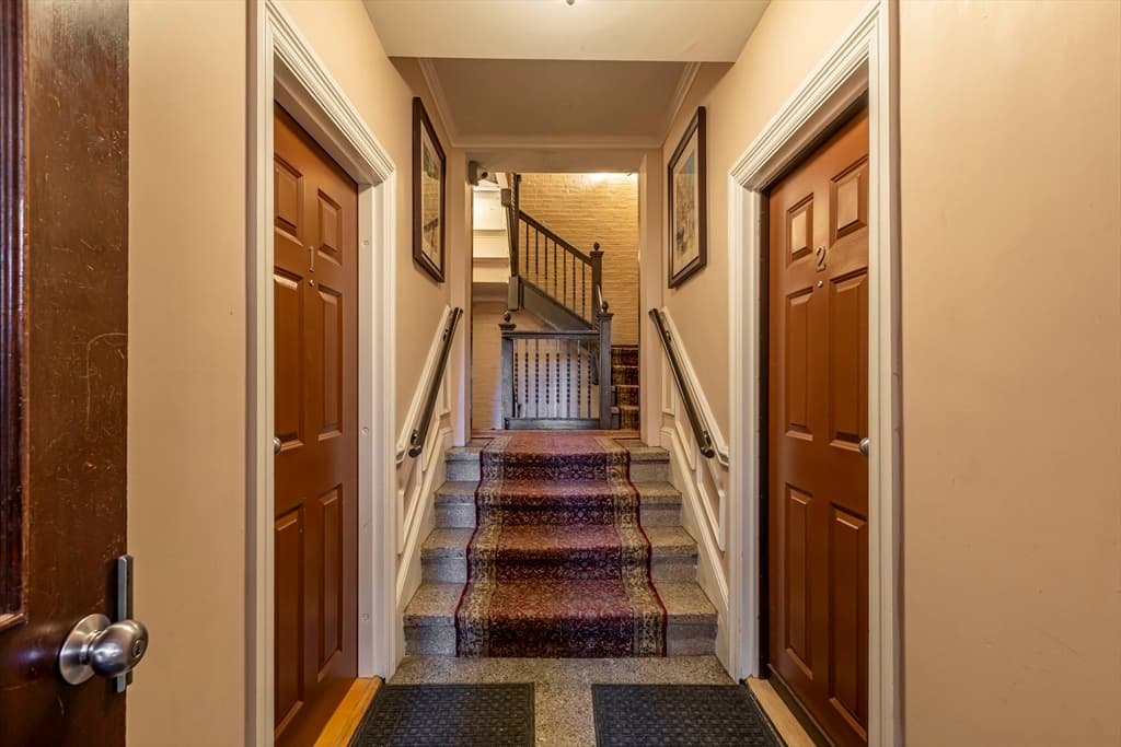 Condominium at 52 Cooper St. # 2, Boston MA 02113, photo 13 of 15