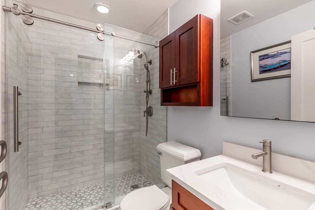 Condominium at 52 Cooper St. # 2, Boston MA 02113, photo 12 of 15