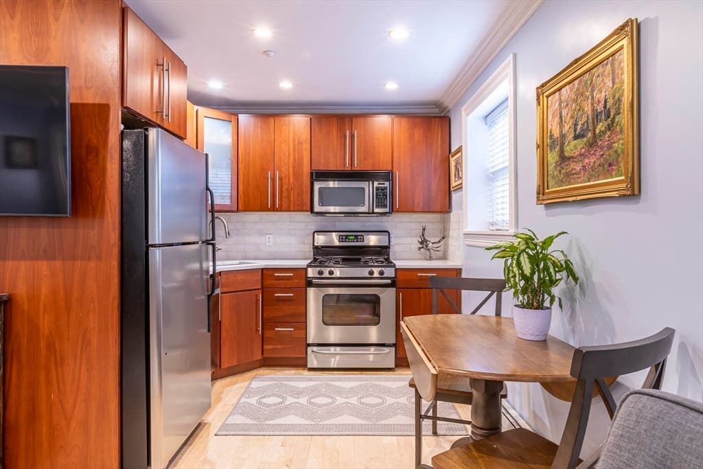 52 Cooper St. # 2, Boston MA 02113