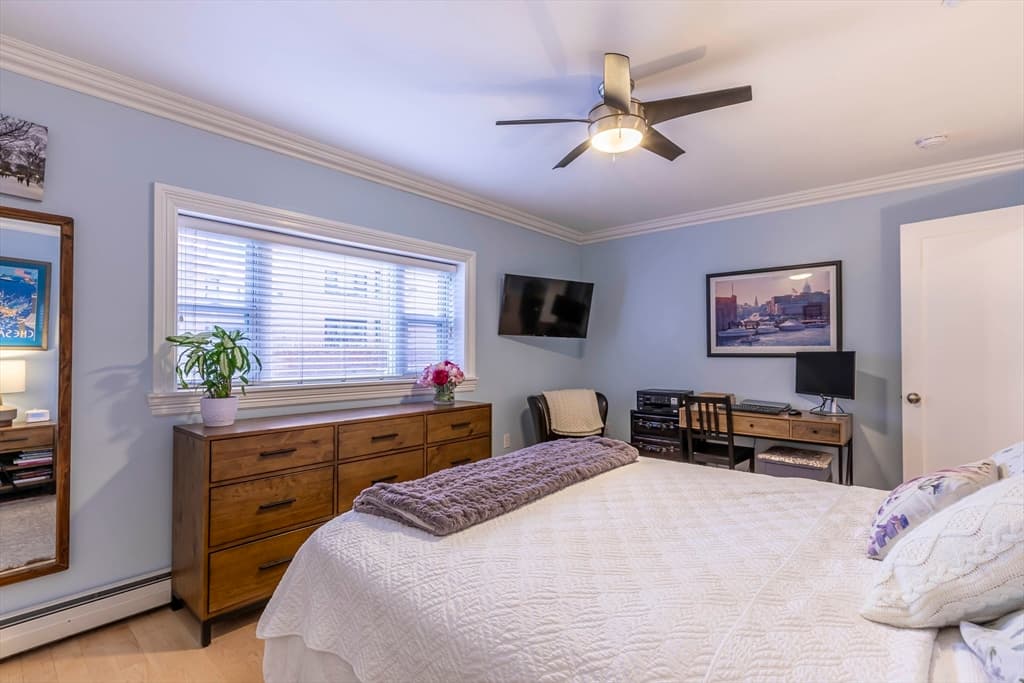 Condominium at 52 Cooper St. # 2, Boston MA 02113, photo 11 of 15