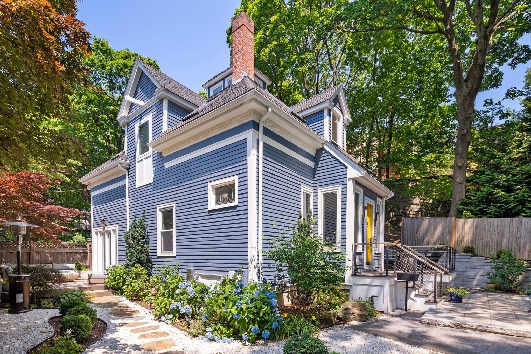 Single Family Residence at 7 Stetson Street, Brookline MA 02446, photo 2 of 42