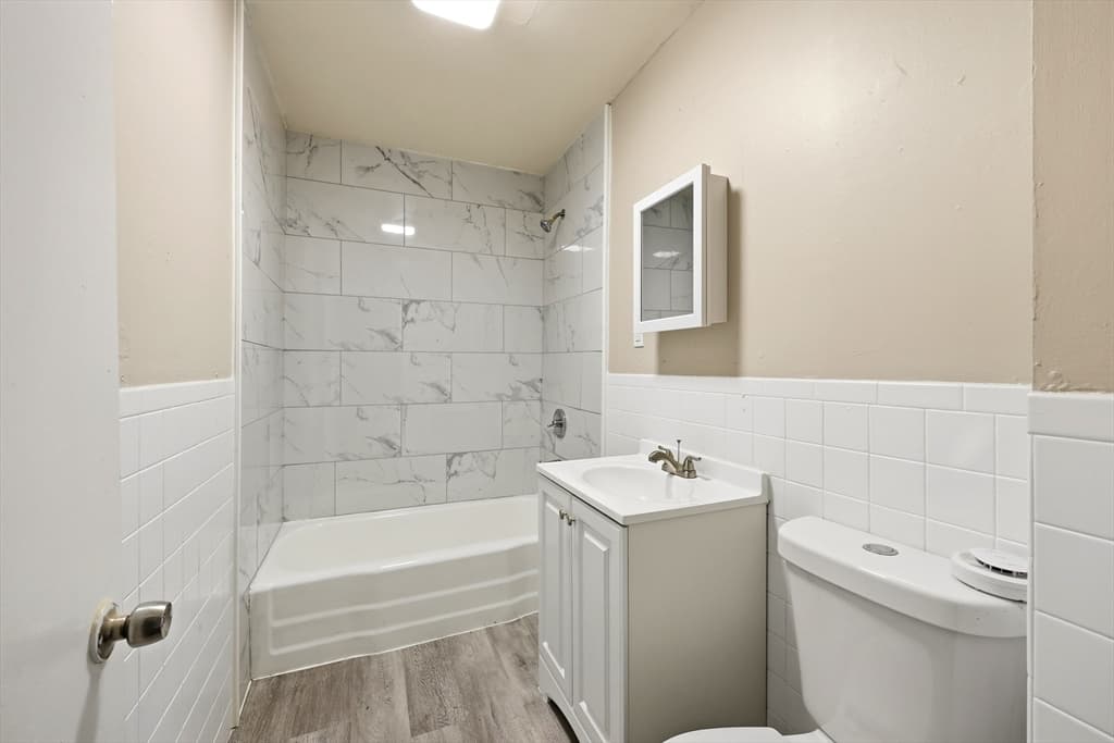 9 Owens Pl, Holyoke MA 01040 photo 8