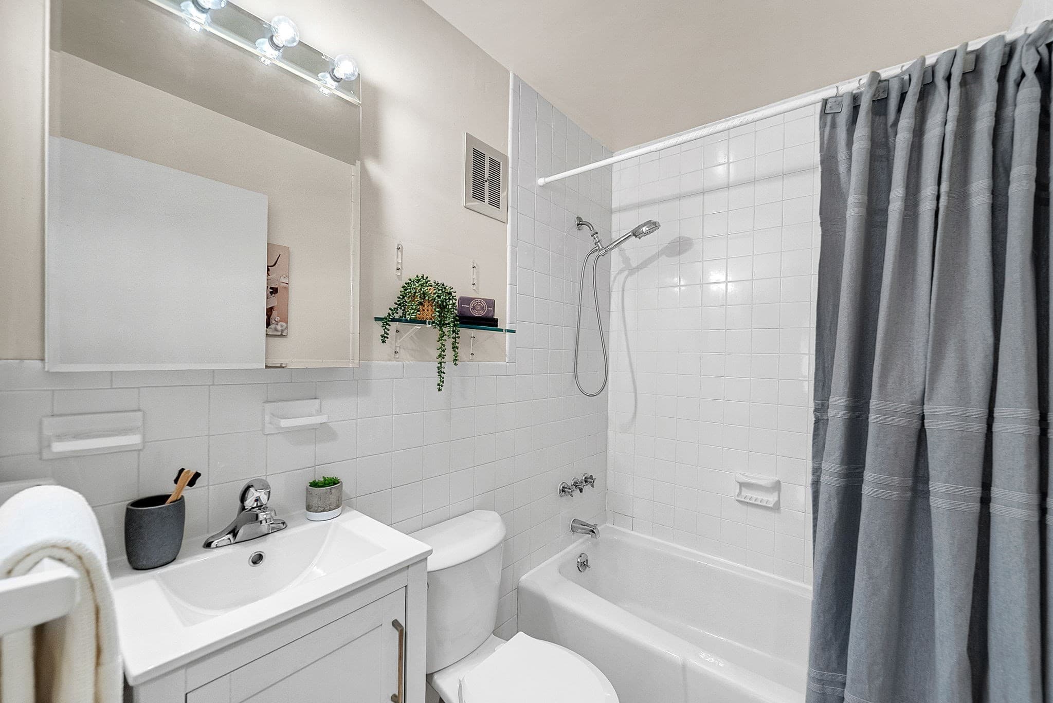 Condominium at 1210 Greendale Avenue # 338, Needham MA 02492, Needham, photo 16 of 21