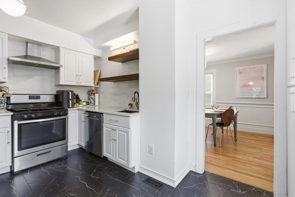 56 Agassiz Ave, Belmont MA 02478 photo 2