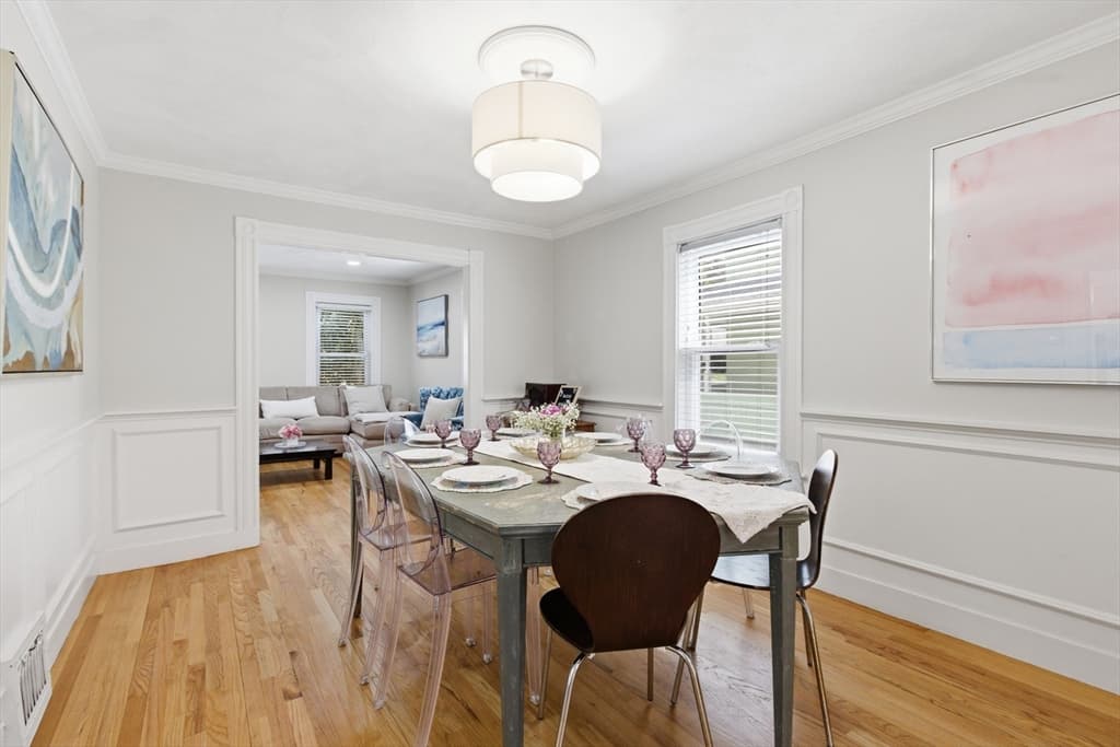 56 Agassiz Ave, Belmont MA 02478 photo 13
