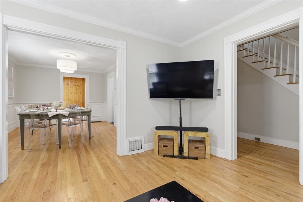 56 Agassiz Ave, Belmont MA 02478 photo 12