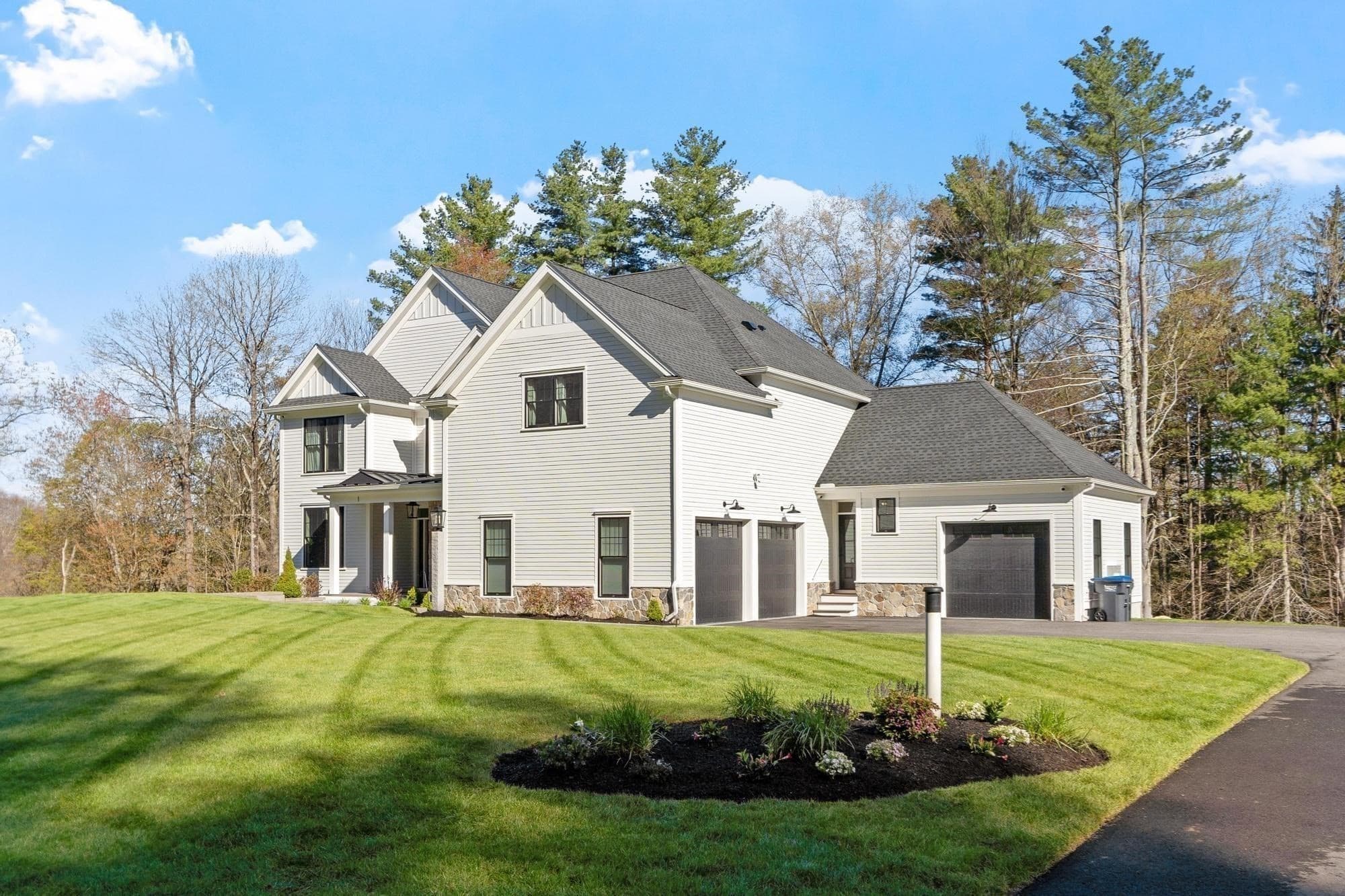 1 Honeybee Pass, Hopkinton MA 01748
