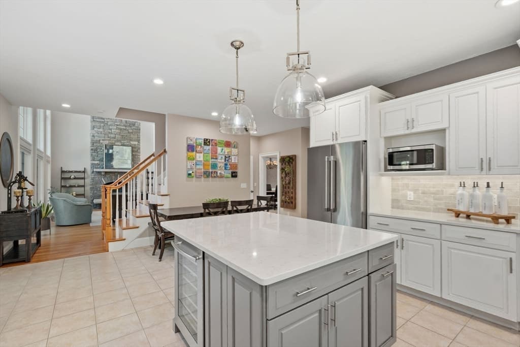 Single Family Residence at 220 Newtown Road, Acton MA 01720, Acton, photo 7 of 35