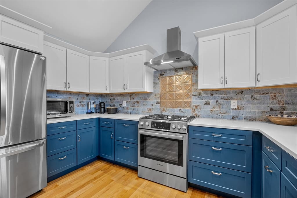 Condominium at 16 Second # 4, Barnstable MA 02655, photo 13 of 40
