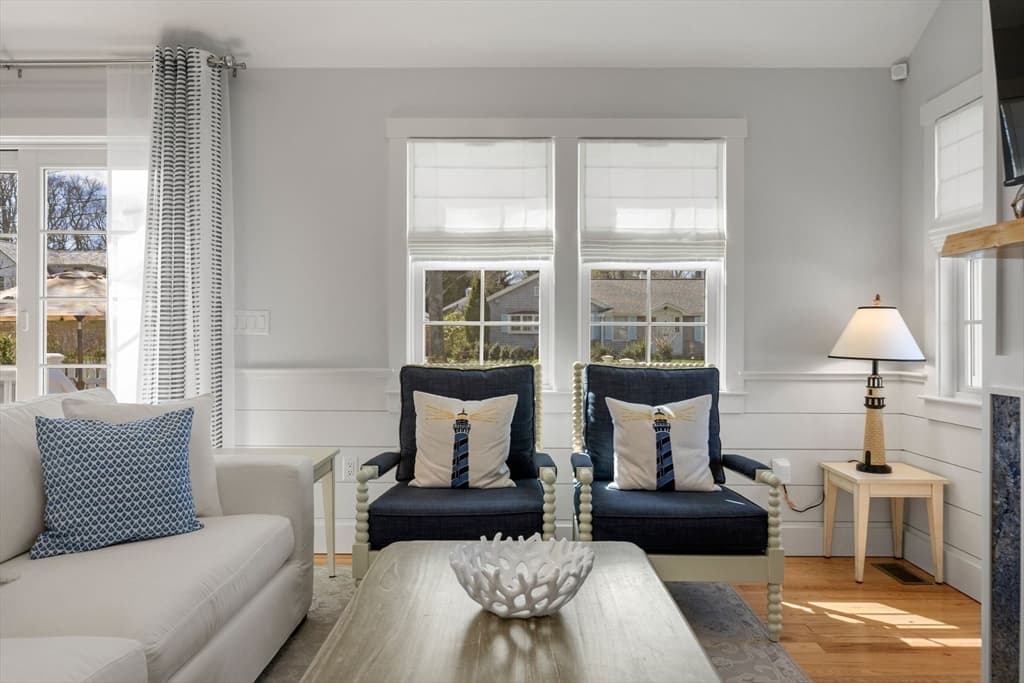 Condominium at 16 Second # 4, Barnstable MA 02655, photo 3 of 40