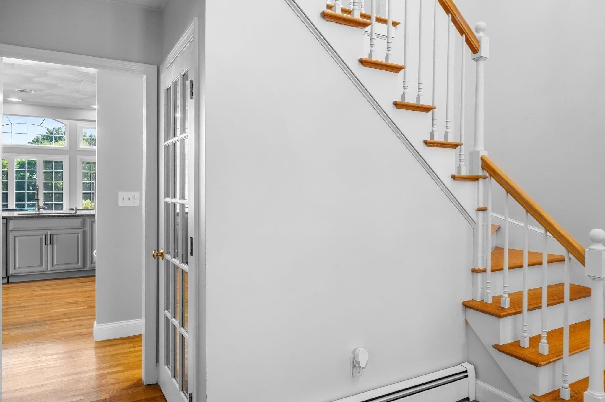 Single Family Residence at 103 Barker St, North Andover MA 01845, photo 9 of 42