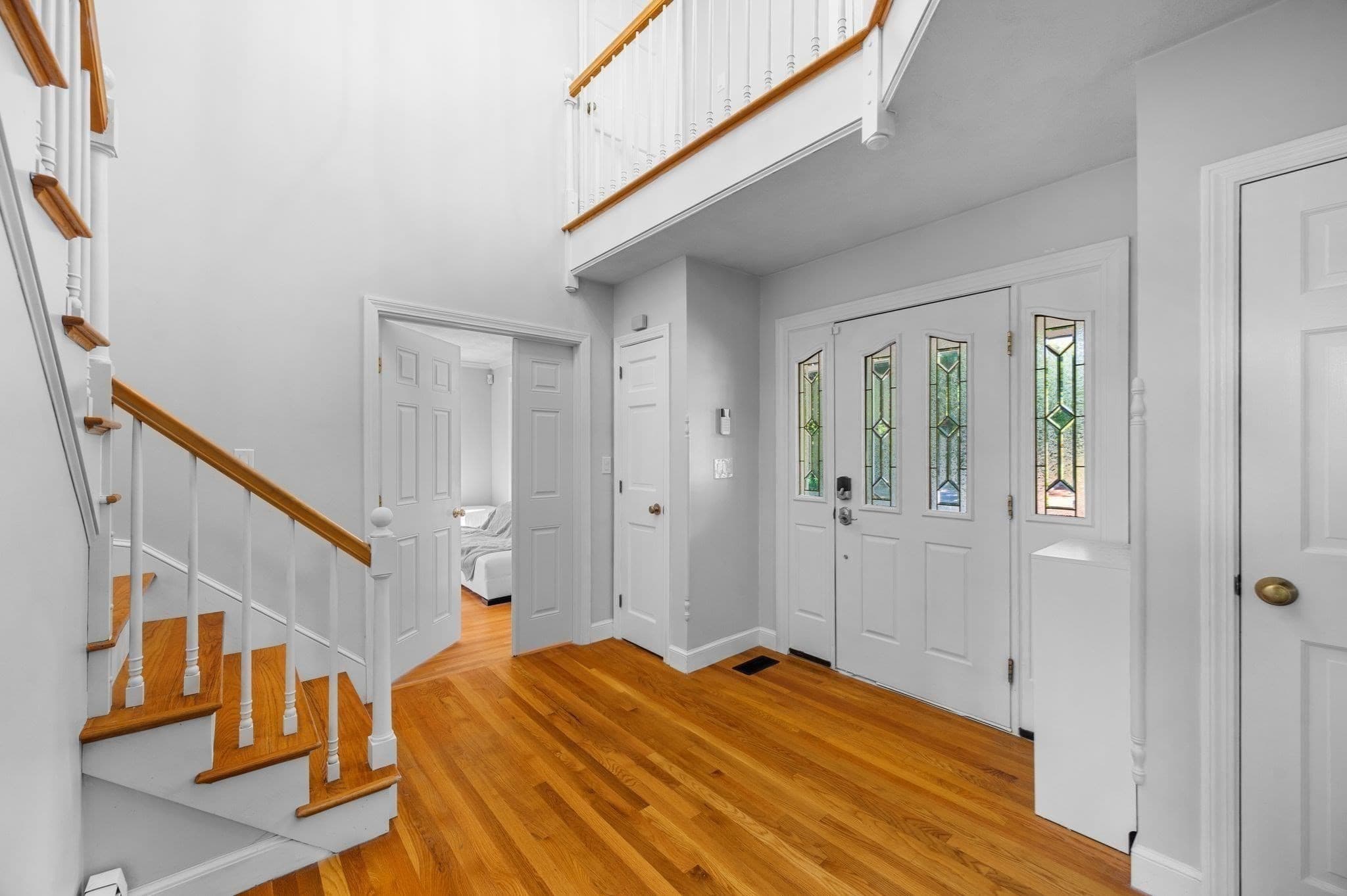 Single Family Residence at 103 Barker St, North Andover MA 01845, photo 8 of 42
