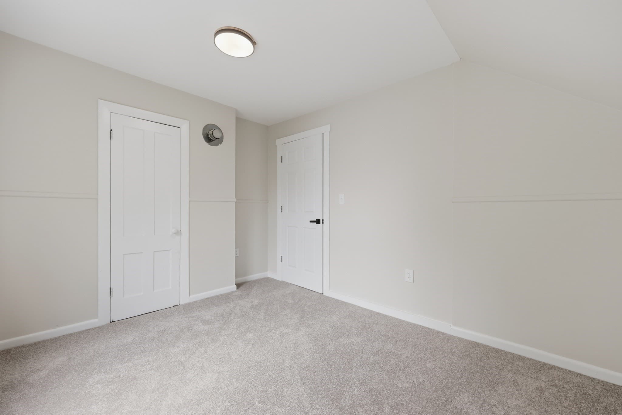 Single Family Residence at 150 Washington Street, Gardner MA 01440, photo 26 of 42