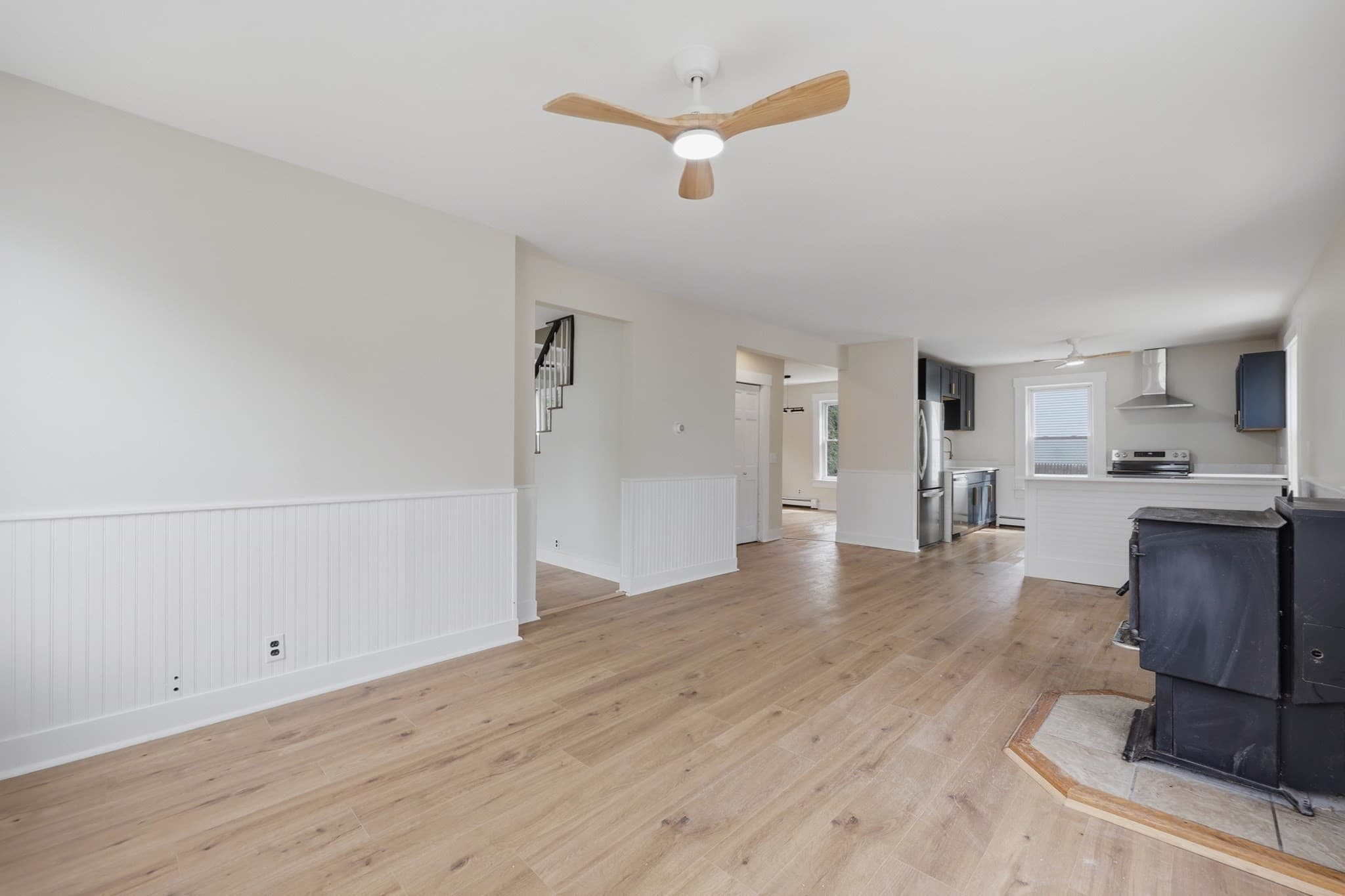 Single Family Residence at 150 Washington Street, Gardner MA 01440, photo 4 of 42