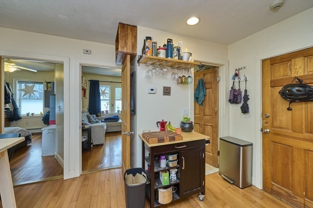 Condominium at 6 Bedford Street # 1F, Somerville MA 02143, Somerville, photo 4 of 15
