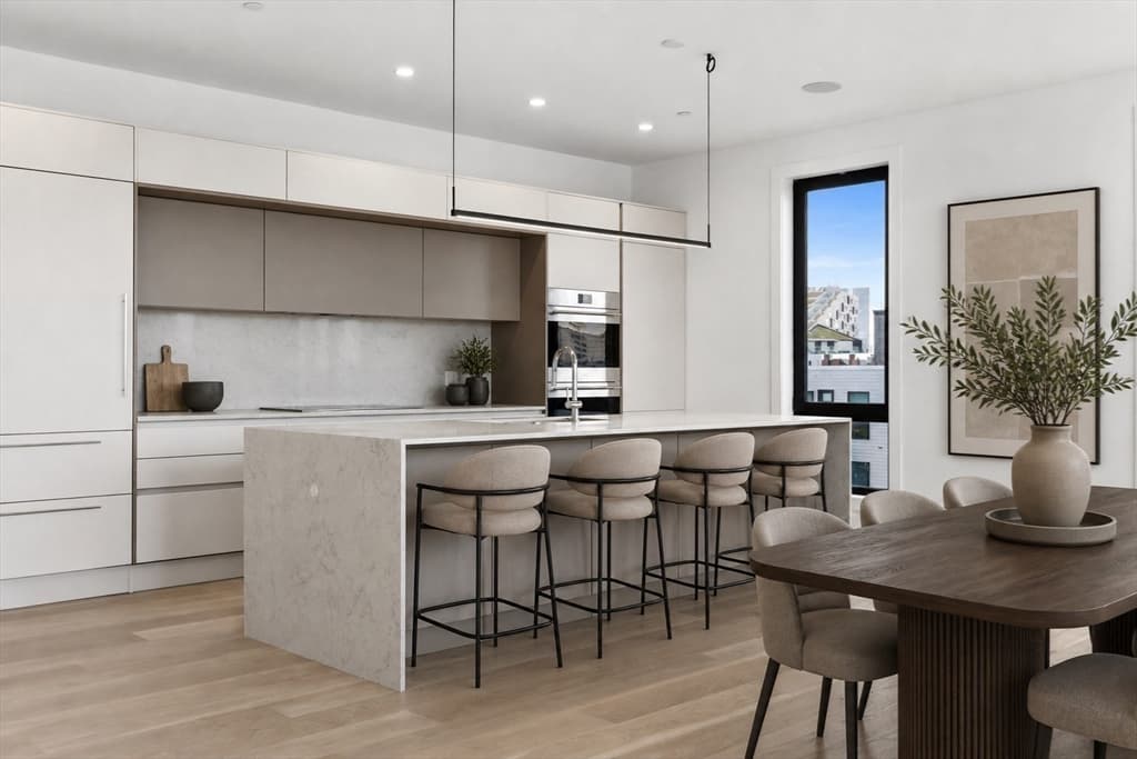 118 B Street # 501, Boston MA 02127 photo 3