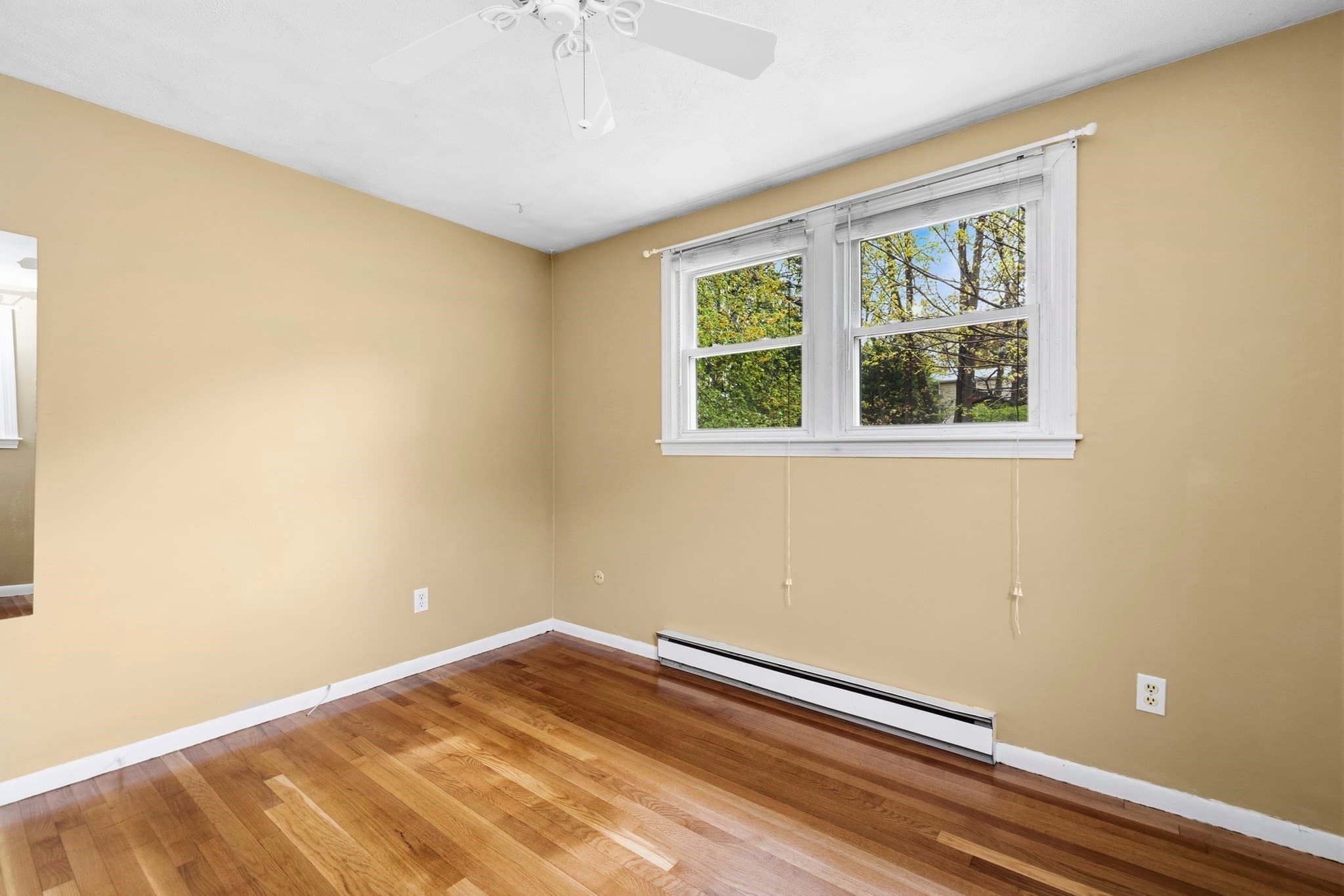 Single Family Residence at 19 Macintosh Ave, Marlborough MA 01752, Marlborough, photo 17 of 39