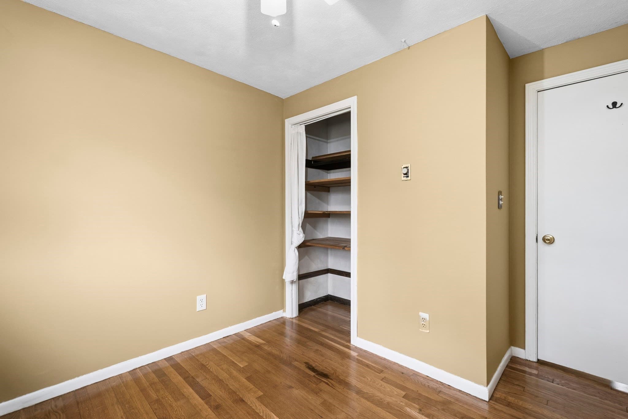 Single Family Residence at 19 Macintosh Ave, Marlborough MA 01752, Marlborough, photo 22 of 39