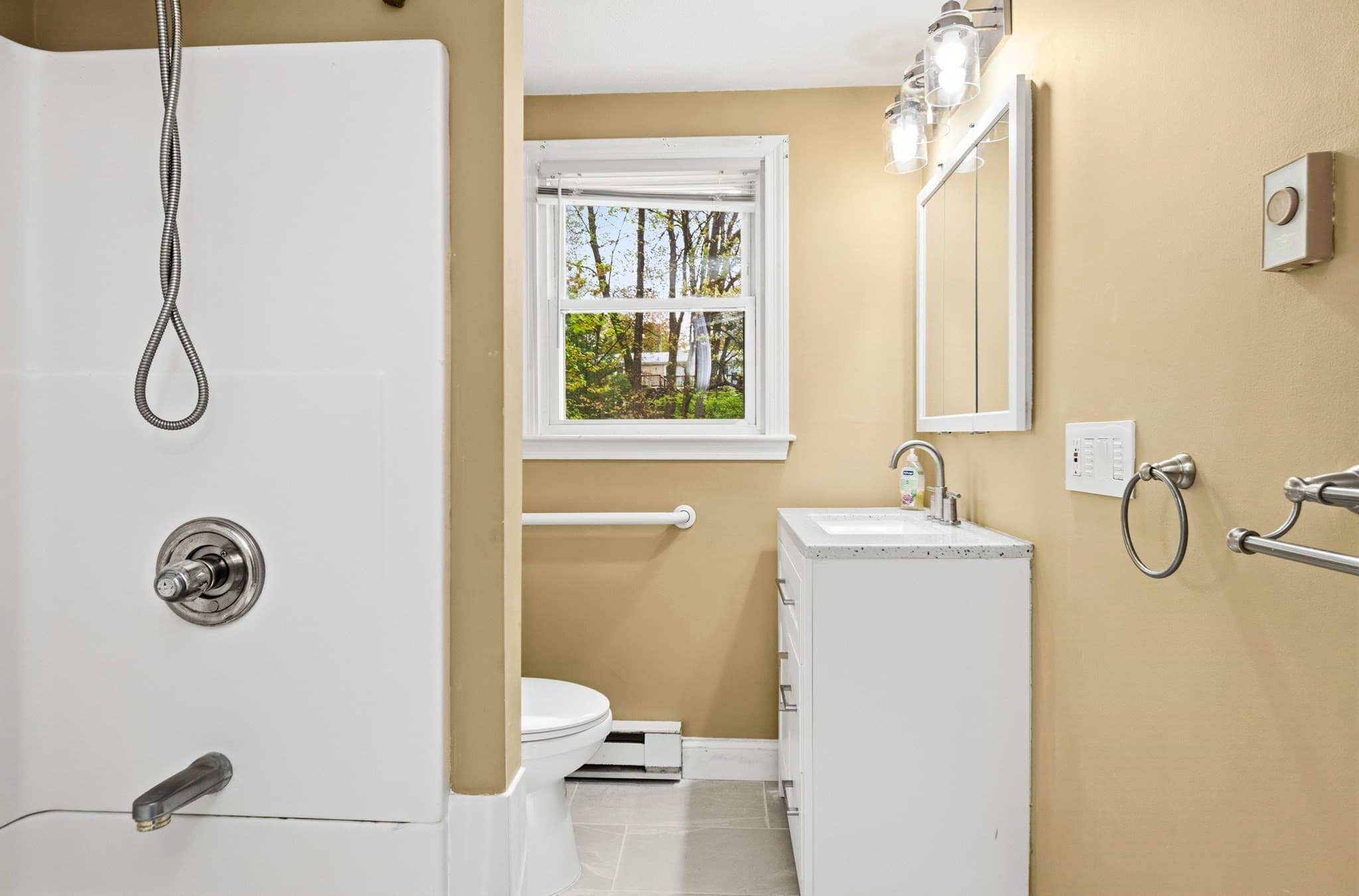 Single Family Residence at 19 Macintosh Ave, Marlborough MA 01752, Marlborough, photo 14 of 39