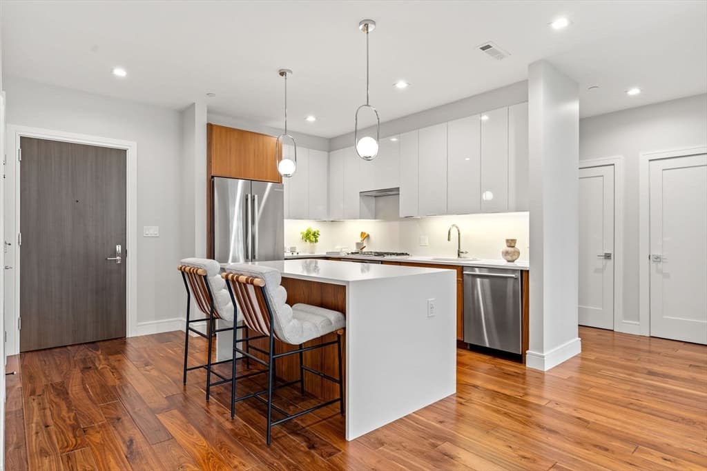 Condominium at 99 Sumner St # 312, Boston MA 02128, Boston, photo 2 of 25