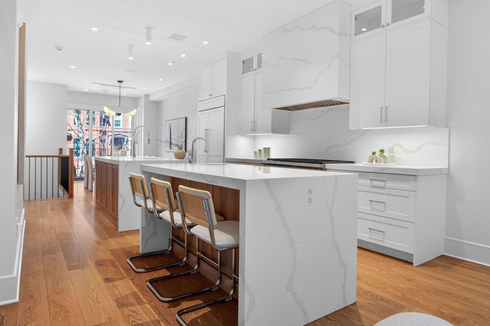 Single Family Residence at 559 East Broadway, Boston MA 02127, Boston, photo 7 of 42