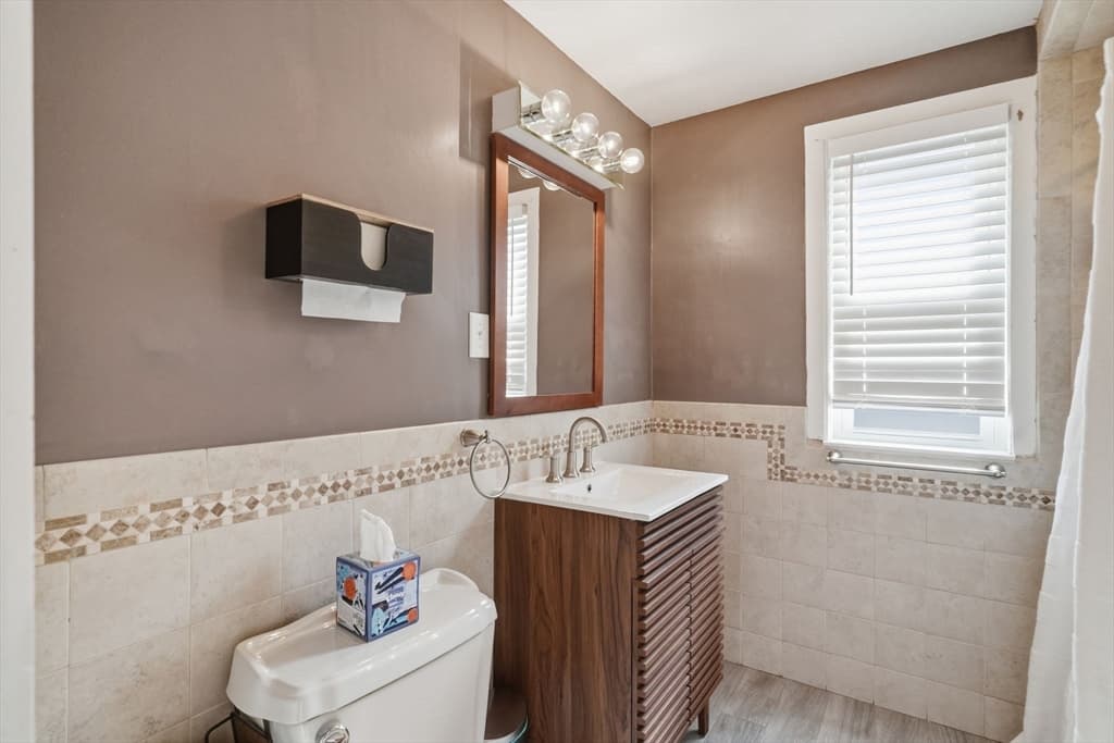 Condominium at 139 Sycamore St. # 139, Belmont MA 02478, photo 14 of 29