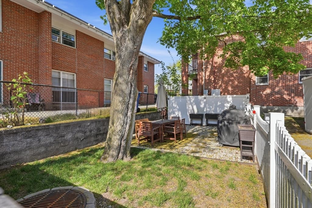 Condominium at 139 Sycamore St. # 139, Belmont MA 02478, photo 21 of 29