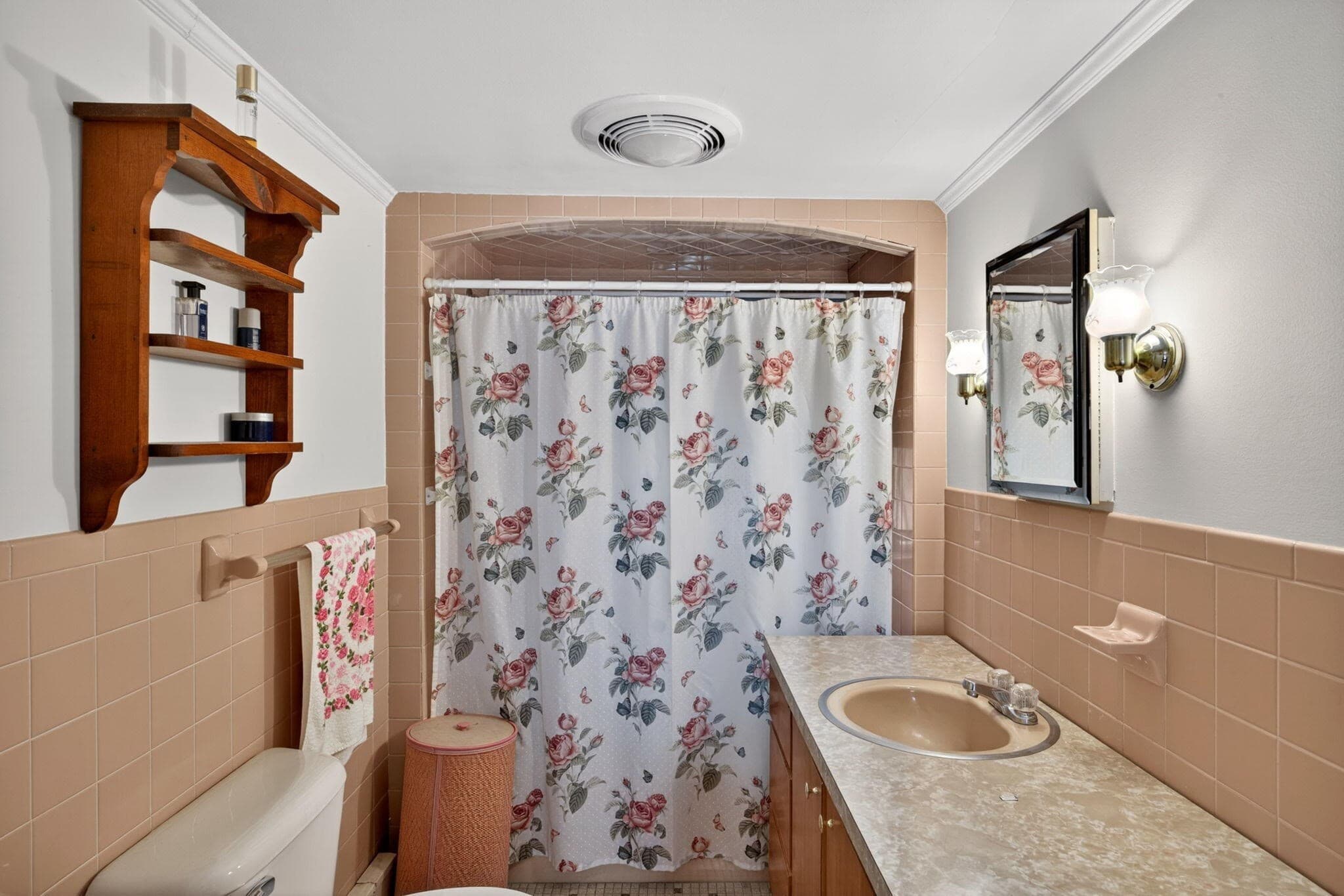 4 Family at 31 Conant Street, Provincetown MA 02657, Provincetown, photo 13 of 40