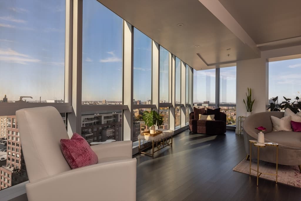 Condominium at 110 Stuart St # 21B, Boston MA 02116, photo 3 of 27