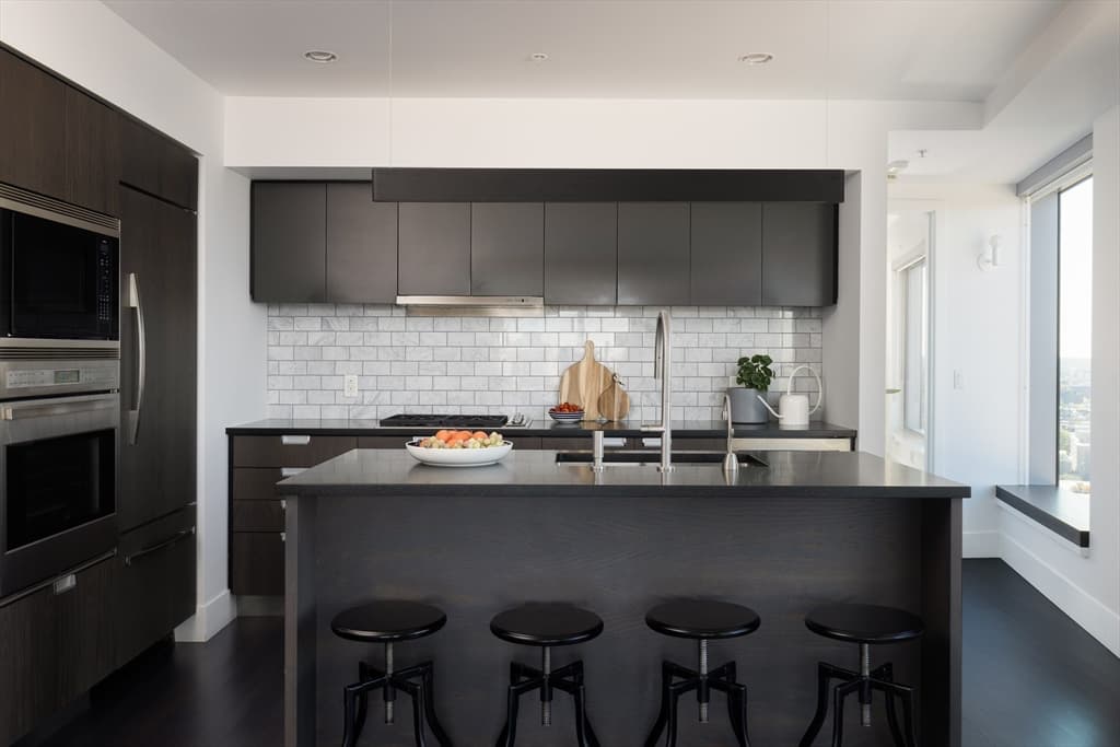 Condominium at 110 Stuart St # 21B, Boston MA 02116, photo 10 of 27