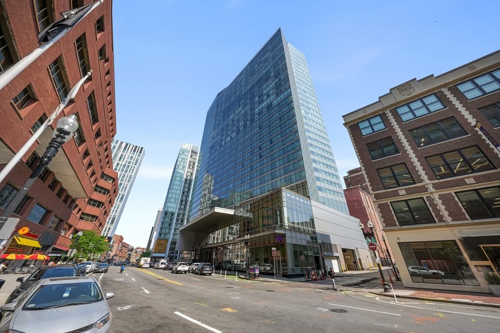 Condominium at 110 Stuart St # 21B, Boston MA 02116, photo 25 of 27