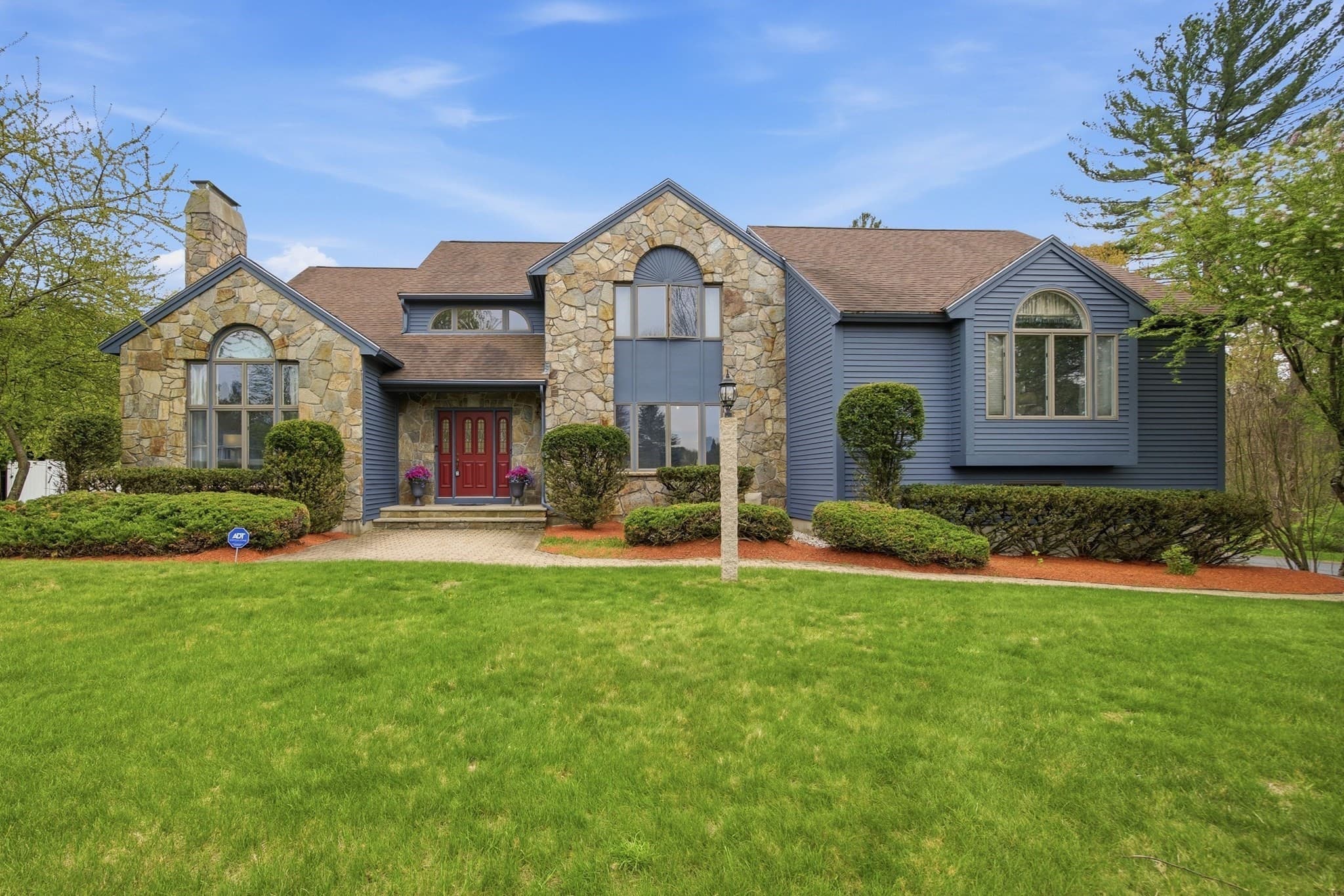 5 Powers Rd, Andover MA 01810
