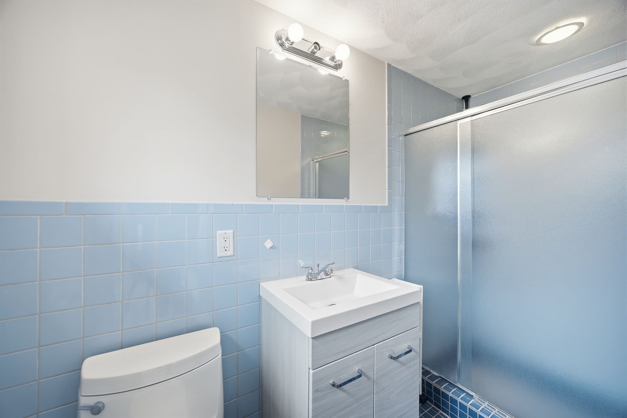 Single Family Residence at 5 Powers Rd, Andover MA 01810, photo 37 of 42
